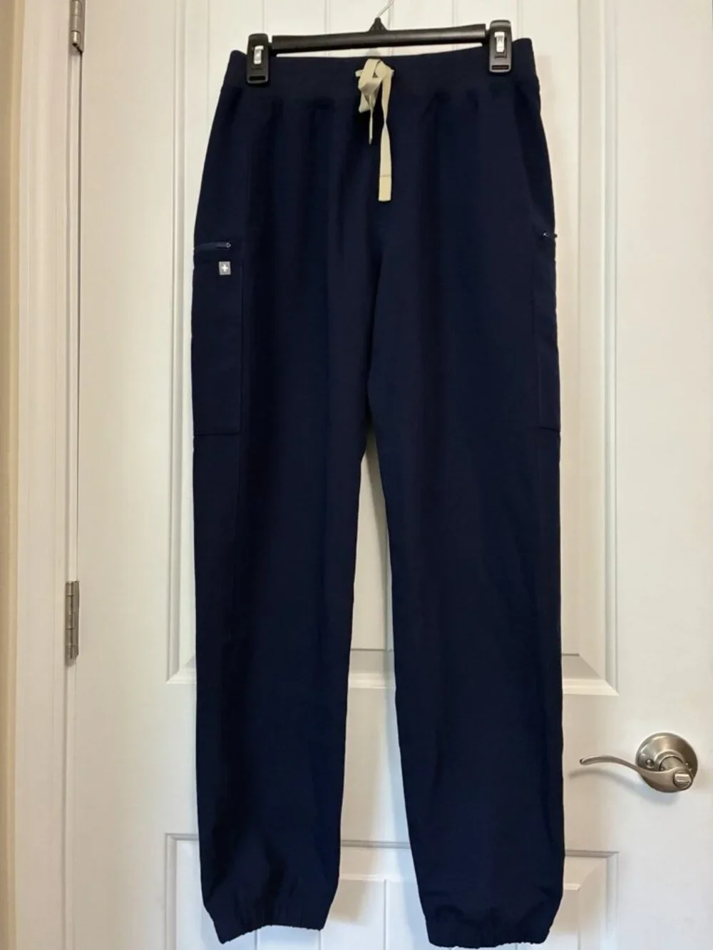 Figs Scrubs Weston Jogger W/Aya Logo Size XSR In Navy 28” x 30”